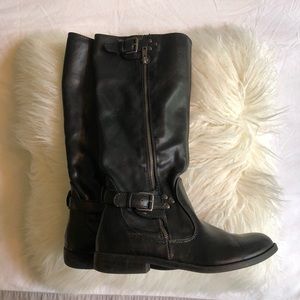 Report Black Leather “Hanna” Boot